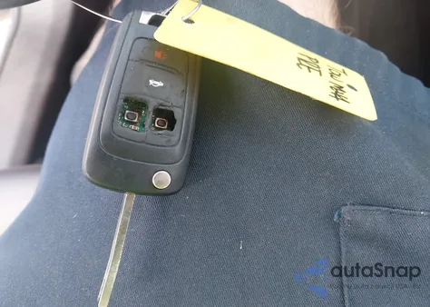 2017 Chevrolet Impala 1Lt z USA, uszkodzony, nr VIN 2G1105SA7H9164704